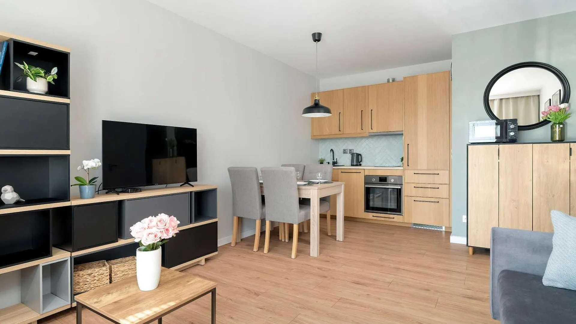 Bright Apartment Bulgarska With Parking Near Enea Stadium By Noclegi Renters Poznan Poland